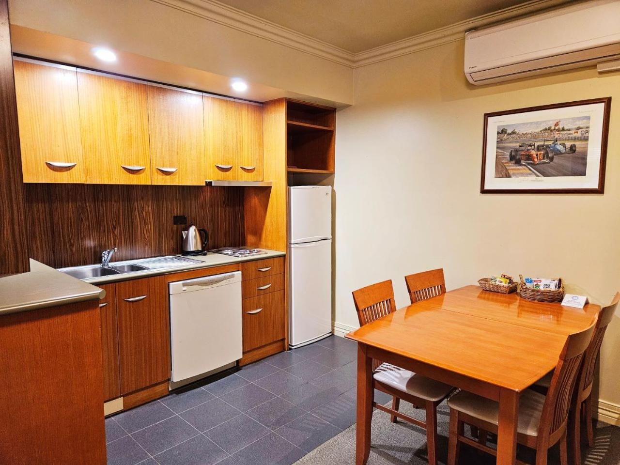 The Camperdown Mill Aparthotel Bagian luar foto